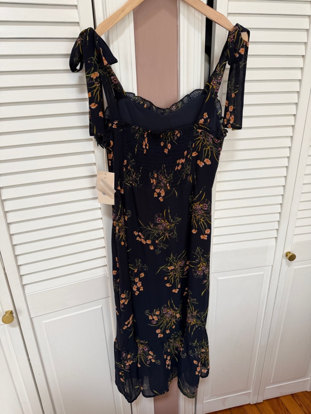 Should ties; Commense Navy Floral Dress with Olive and Pink Accents - Picture 5 of 5
